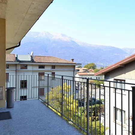 Simplistic In With Balcony Terrace *