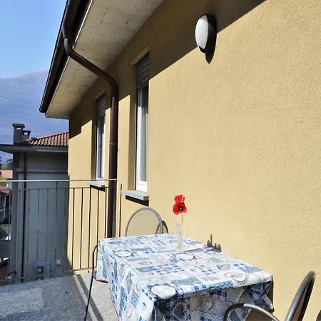 Apartman Simplistic In With Balcony Terrace *