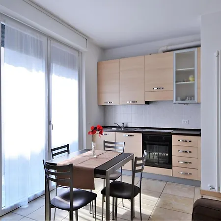 Simplistic In With Balcony Terrace * 德尔维奥