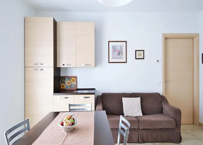 Simplistic In With Balcony Terrace 德尔维奥