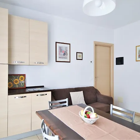 Simplistic In With Balcony Terrace * Dervio