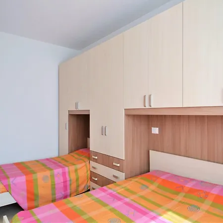 Apartmán Simplistic In With Balcony Terrace Dervio