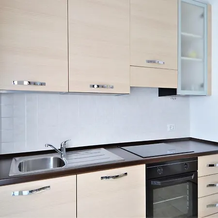 Simplistic In With Balcony Terrace * Dervio