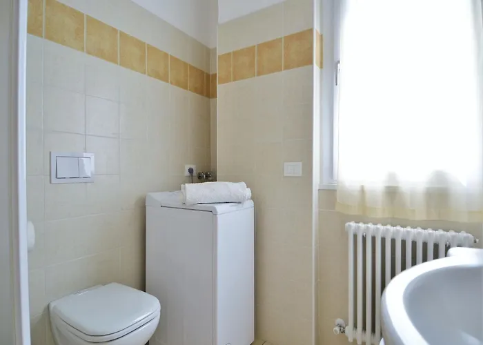 Διαμέρισμα Simplistic In With Balcony Terrace