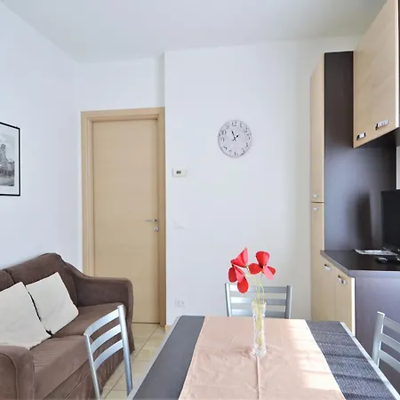 Simplistic In With Balcony Terrace *