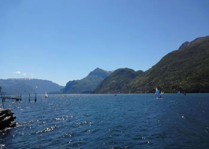 Simplistic In With Balcony Terrace Dervio